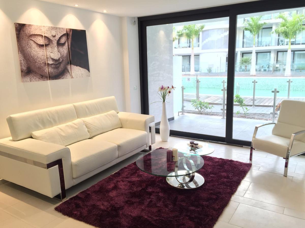 Las Olas Apartamento Arona  Exterior foto